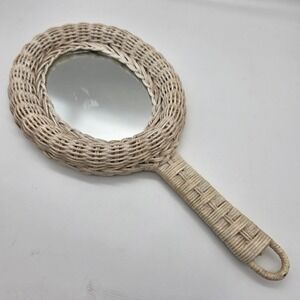 Vtg Wicker Hand Mirror Oval Cream Cottagecore‎ Vanity Travel Makeup Accent Decor